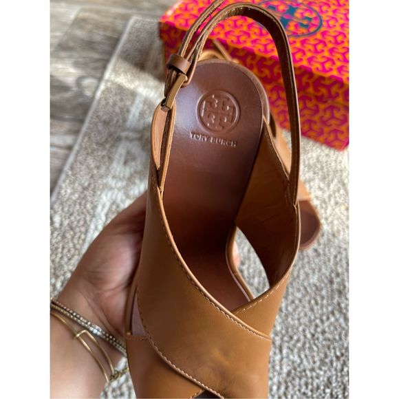New Tory Burch Gabrielle wedge tan - Picture 4 of 9